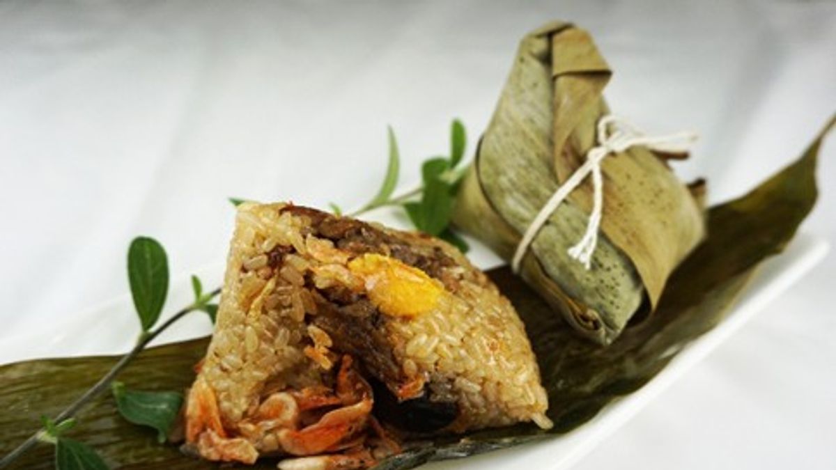 端午節、粽子台語要怎麼說?12種端午節常見台語唸法公開,跟著中文直翻就落伍了(示意圖/軍友餐廳佳節首推端午節「英雄粽」,業者提供) 端午節、粽子台語要怎麼說?12種端午節常見台語唸法公開,跟著中文直翻就落伍了(示意圖/軍友餐廳佳節首推端午節「英雄粽」,業者提供)