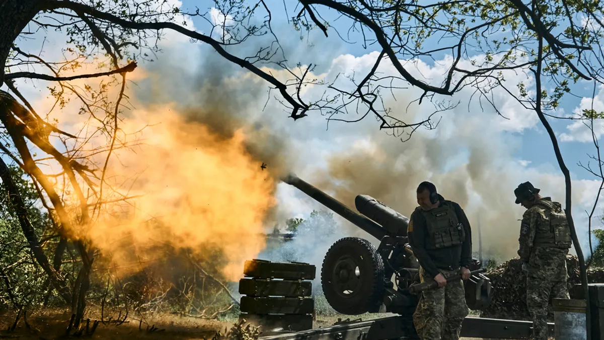 2023年5月,巴赫姆特附近的烏克蘭守軍。(美聯社) 2023年5月,巴赫姆特附近的烏克蘭守軍。(美聯社)