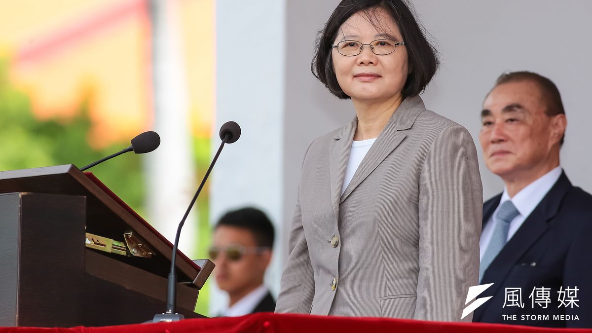 總統蔡英文上任滿一個月,藍營批政績不佳,行政院強力駁斥(顏麟宇攝) 總統蔡英文上任滿一個月,藍營批政績不佳,行政院強力駁斥(顏麟宇攝)