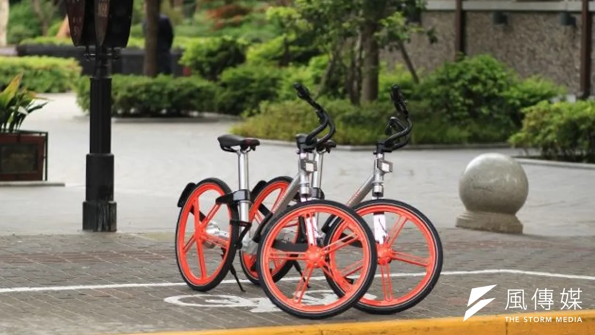針對機捷周邊部分YouBike站點距離其他站點過於遙遠,陳學聖認為,可以學習中國隨地借還車的公共自行車模式。圖為中國公共自行車。(資料照,取自摩拜單車網站)
