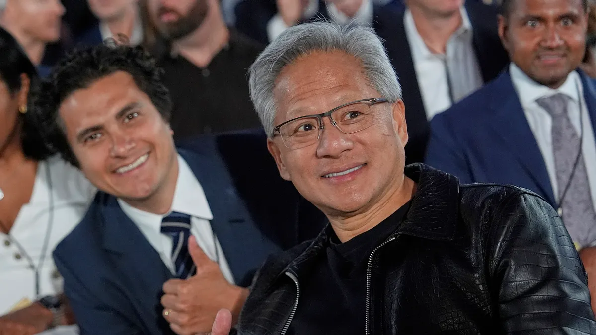 黃仁勳創辦的輝達成為人類社會史上第一家市值突破5兆美元企業。(資料照,美聯社) 黃仁勳創辦的輝達成為人類社會史上第一家市值突破5兆美元企業。(資料照,美聯社)