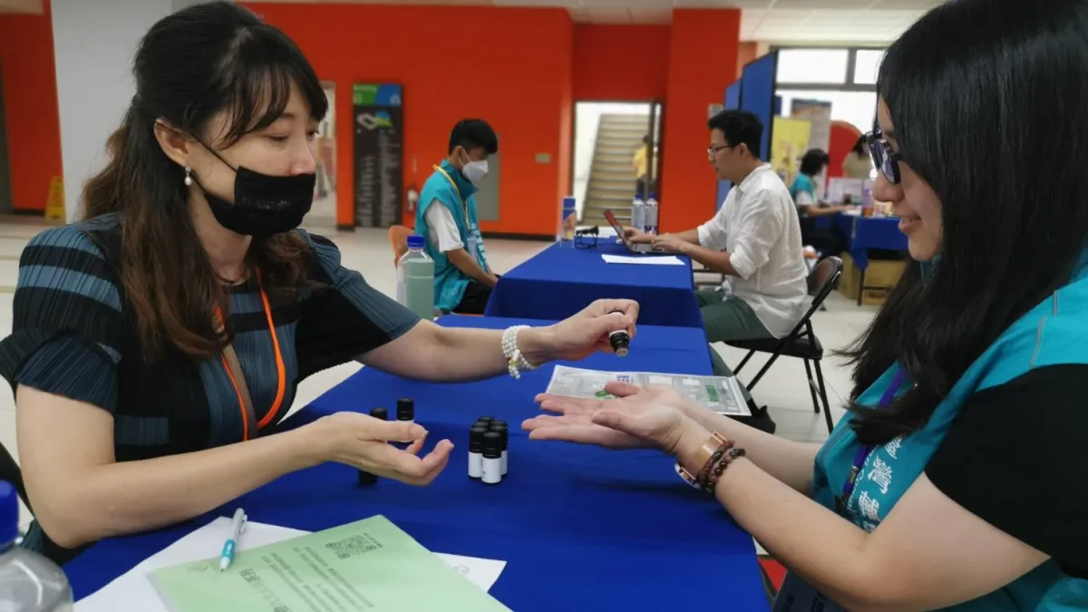 芳香療法經多年臨床實驗顯示能減緩壓力與焦慮。(圖/台灣輔助醫學會提供)