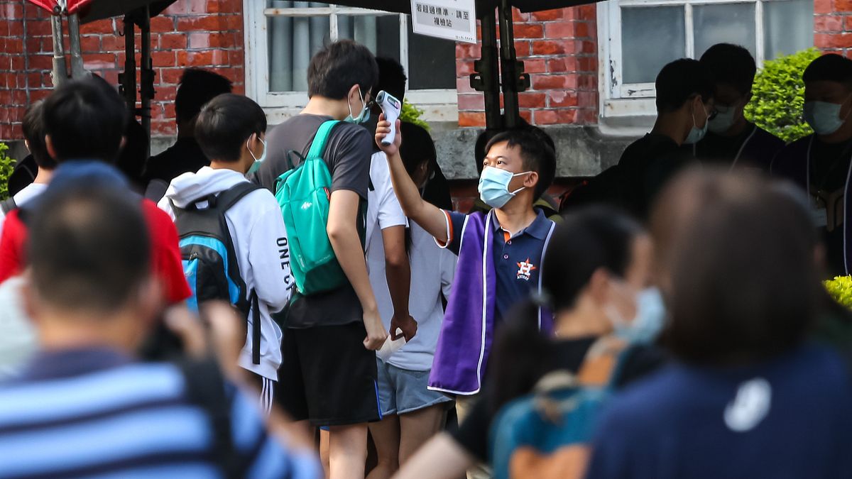 國中教育會考日前落幕,但仍有考生仍因疫情需進行補考。(資料照,顏麟宇攝) 國中教育會考日前落幕,但仍有考生仍因疫情需進行補考。(資料照,顏麟宇攝)