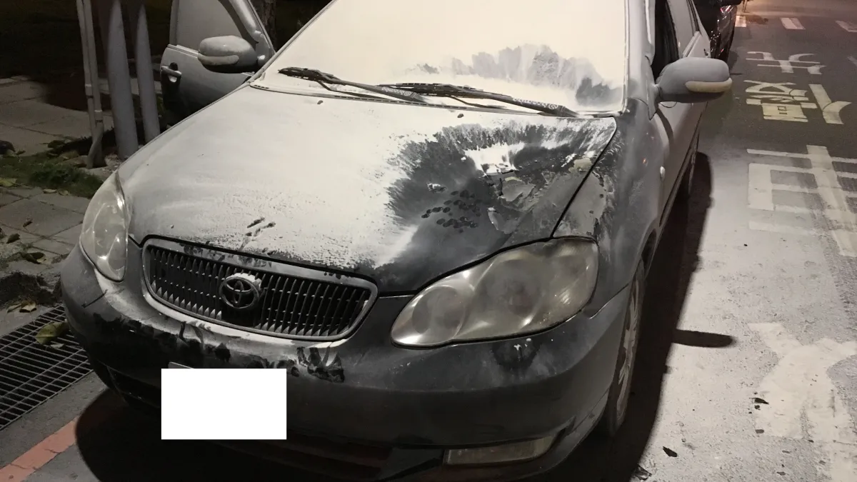 返家車子突然竄出火舌 警消合力撲滅火勢