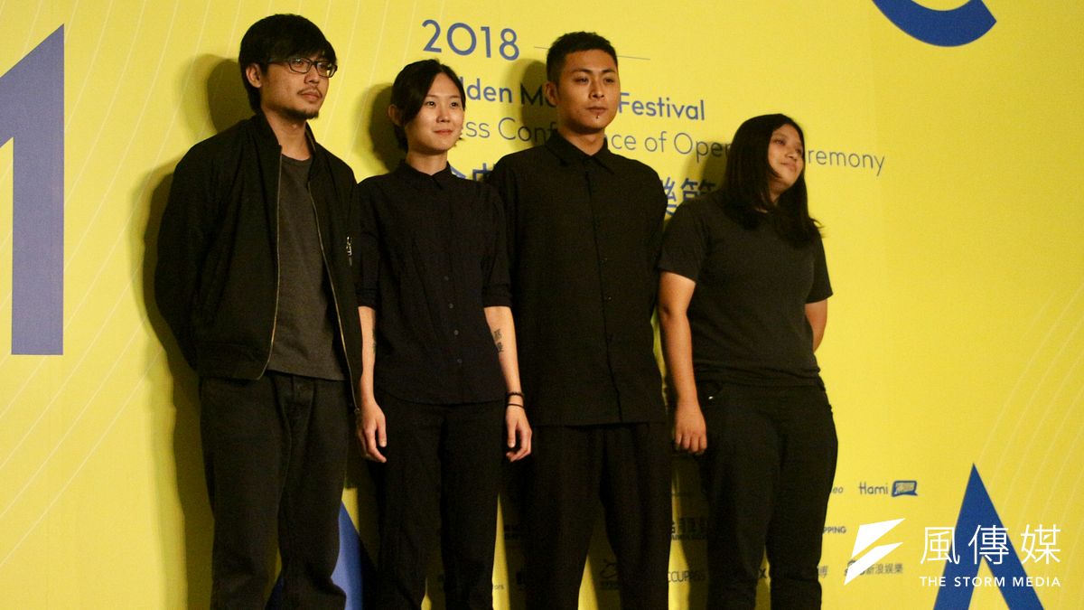 知名樂團「草東沒有派對」26歲鼓手蔡憶凡(左二),30日被發現陳屍於防疫旅館。(資料照,陳韡誌攝) 知名樂團「草東沒有派對」26歲鼓手蔡憶凡(左二),30日被發現陳屍於防疫旅館。(資料照,陳韡誌攝)