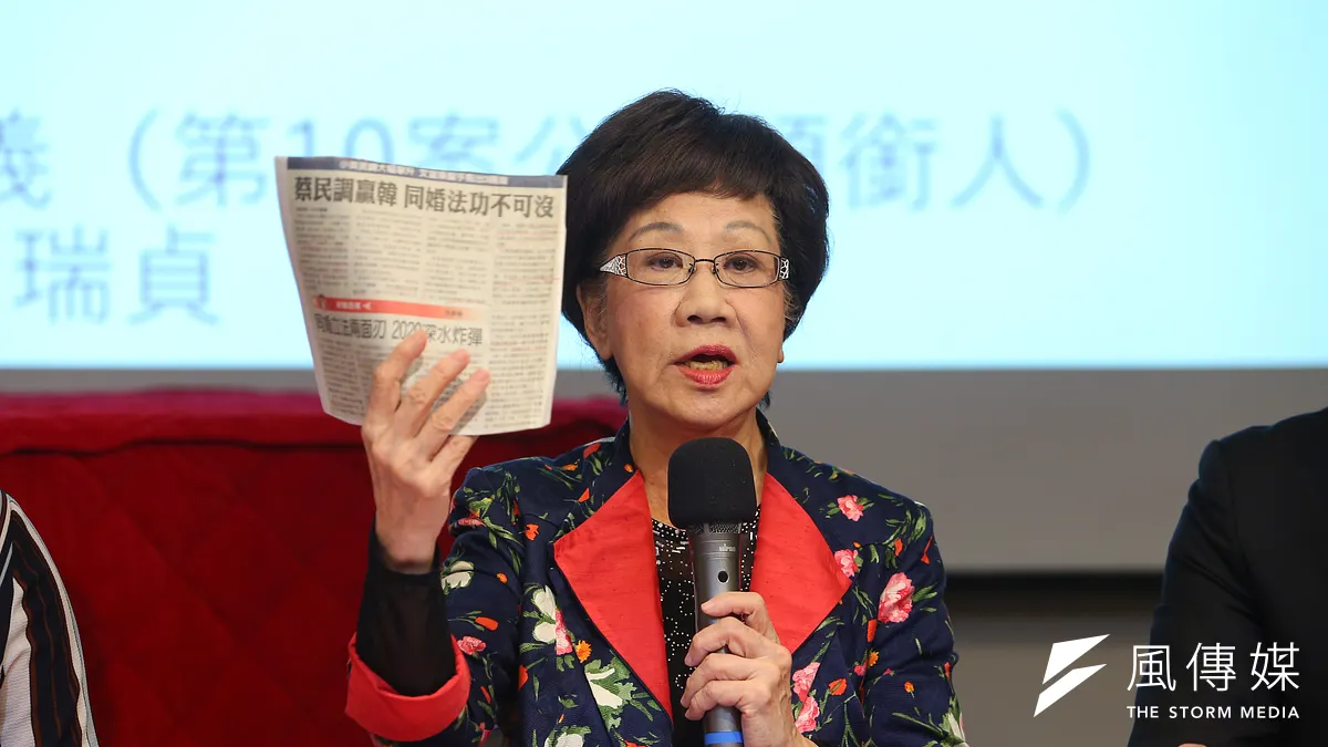 前副總統呂秀蓮(見圖)28日召開「從同性婚合法化風波談真民主VS假民主」記者會,直指蔡英文的「同婚立法」是欺騙選民的一種行為。(顏麟宇攝) 前副總統呂秀蓮(見圖)28日召開「從同性婚合法化風波談真民主VS假民主」記者會,直指蔡英文的「同婚立法」是欺騙選民的一種行為。(顏麟宇攝)