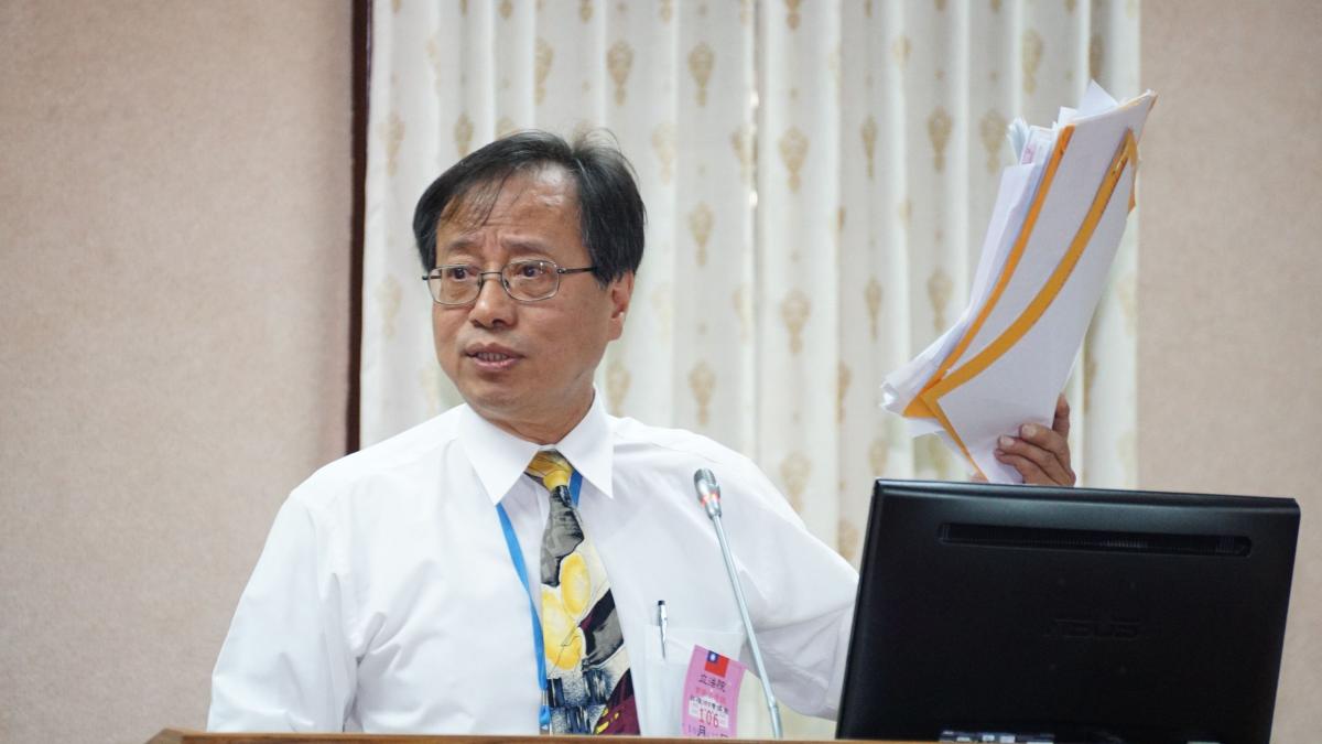現職軍公教加薪溯及既往,停砍退休年金卻不行?李來希轟政府欺人太甚:請將心比心
