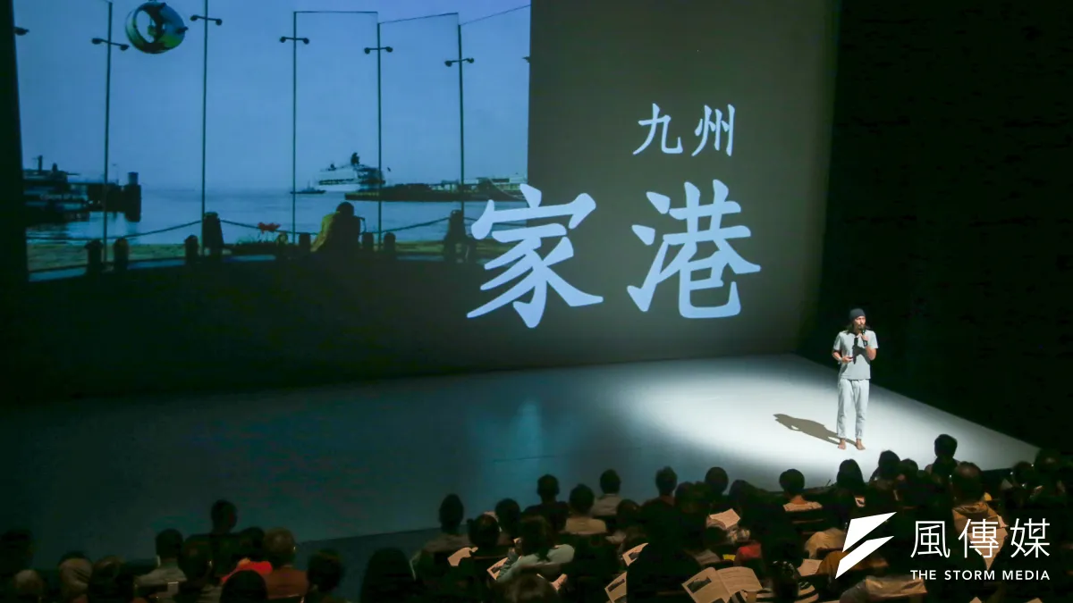 雲門創辦人林懷民和智榮基金會創辦人施振榮都到場支持參與此計畫的流浪者們。施振榮在致詞時更表示,台灣不缺人才,只缺舞台。(陳明仁攝)