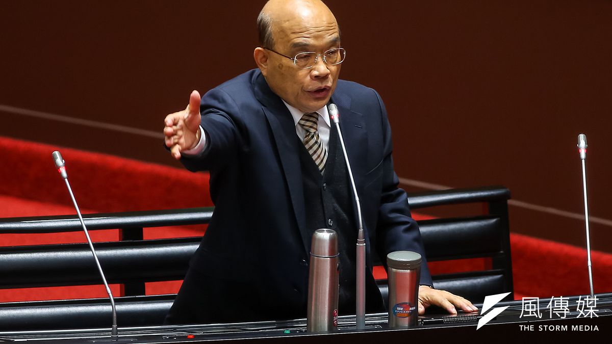 行政院長蘇貞昌(見圖)日前表示,要在交流道收集雨水來解決缺水問題。(資料照,顏麟宇攝) 行政院長蘇貞昌(見圖)日前表示,要在交流道收集雨水來解決缺水問題。(資料照,顏麟宇攝)