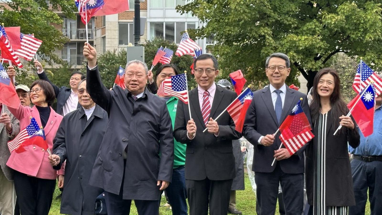 「對台軍售可以再快一點!」俞大㵢上美國節目喊話,華府官員稱「川普短期內會決定」