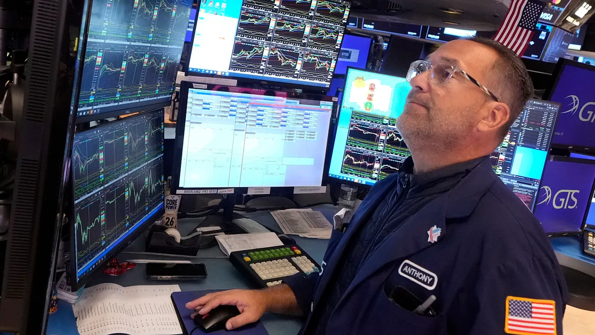 投資人關注本周聯準會最後一次利率決策會議。(資料照,美聯社) 投資人關注本周聯準會最後一次利率決策會議。(資料照,美聯社)