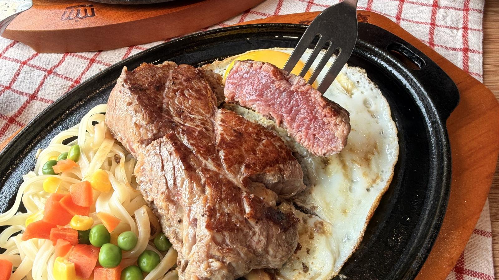 貴族世家、孫東寶推肉食祭 千客牛排免費抽