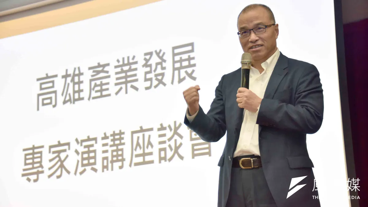 高雄市副市長葉匡時10日出席產業發展座談,從企業角度協助瞭解產業需求、共同合作,促進經濟發展。(圖/徐炳文攝)