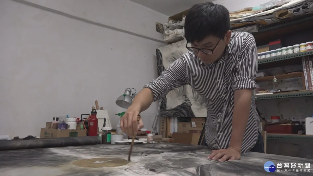 新式水墨素材刻劃內心 文青呂浩維虛心創作
