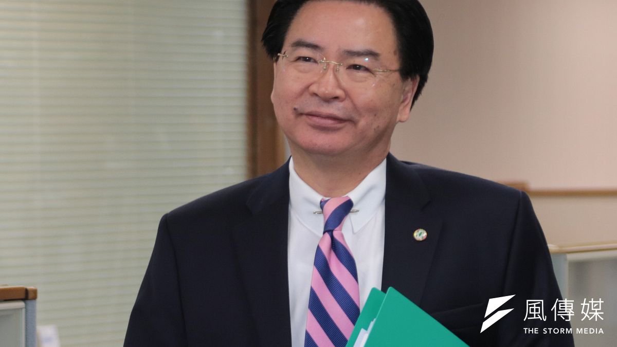 民進黨秘書長吳釗燮29日以「Renewable Energy Is Not Dangerous for Taiwan(再生能源不會為台灣帶來危險)」為題投稿《華爾街日報》。(資料照,余志偉攝) 民進黨秘書長吳釗燮29日以「Renewable Energy Is Not Dangerous for Taiwan(再生能源不會為台灣帶來危險)」為題投稿《華爾街日報》。(資料照,余志偉攝)