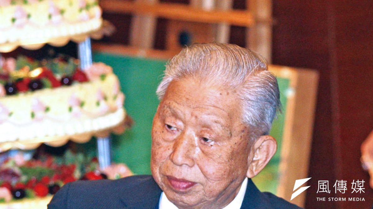 何既明在二戰結束後,與李登輝同船由日返台。(新新聞資料照) 何既明在二戰結束後,與李登輝同船由日返台。(新新聞資料照)