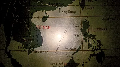 南海仲裁案結果在12日出爐,菲律賓大獲全勝,中國全盤皆輸。此外,荷蘭常設海牙仲裁法院稱南海地區只有「礁」沒有「島」,否定我國太平島定位。(美聯社)