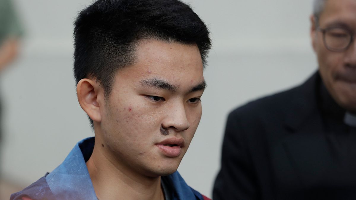 港女命案兇嫌陳同佳23日上午9時出獄,接受訪問表示,對不起社會,願意赴台「自首」。(美聯社) 港女命案兇嫌陳同佳23日上午9時出獄,接受訪問表示,對不起社會,願意赴台「自首」。(美聯社)