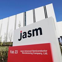 TSMCが熊本に進出するのに伴い、日本経済メディア『日経ビジネス』の報道によると、TSMCは日本で博士人材の採用計画を推進しており、博士号取得者を採用の重点対象としている。(資料写真:AP通信) TSMCが熊本に進出するのに伴い、日本経済メディア『日経ビジネス』の報道によると、TSMCは日本で博士人材の採用計画を推進しており、博士号取得者を採用の重点対象としている。(資料写真:AP通信)