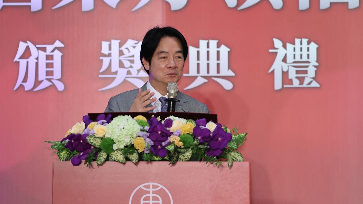 港國安處搜索獨立書店、數人被捕 賴清德:思想與文字不應因政治壓力而禁錮