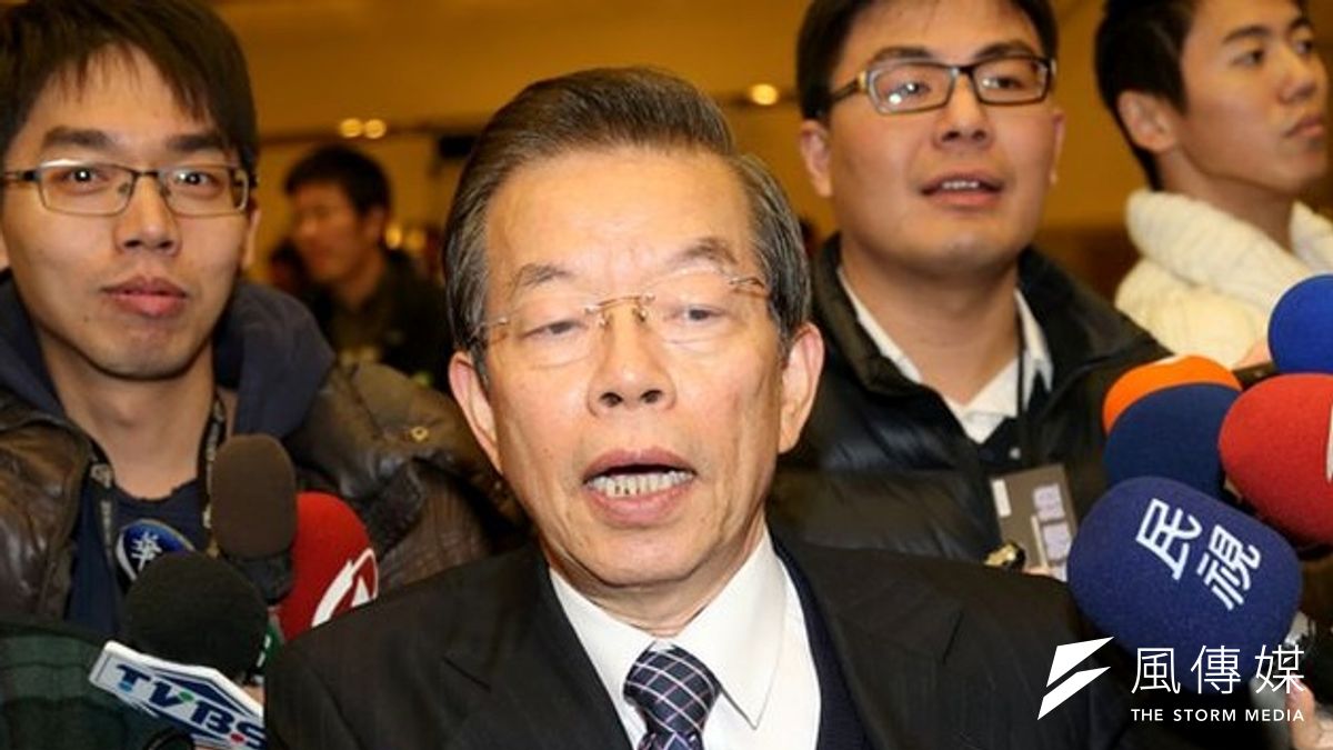 民進黨台北市長辯論會9日登場,前主席謝長廷在會前提醒,「民進黨要把市長選舉做大。」(吳逸驊攝) 民進黨台北市長辯論會9日登場,前主席謝長廷在會前提醒,「民進黨要把市長選舉做大。」(吳逸驊攝)