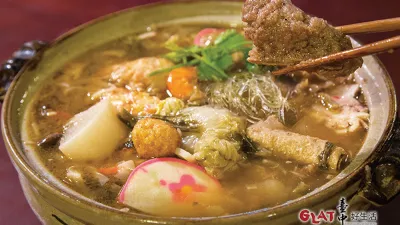 菜尾湯十味雜陳,帶著大鍋菜的況味,表現為一種混搭美學(圖/ 台中好生活提供)