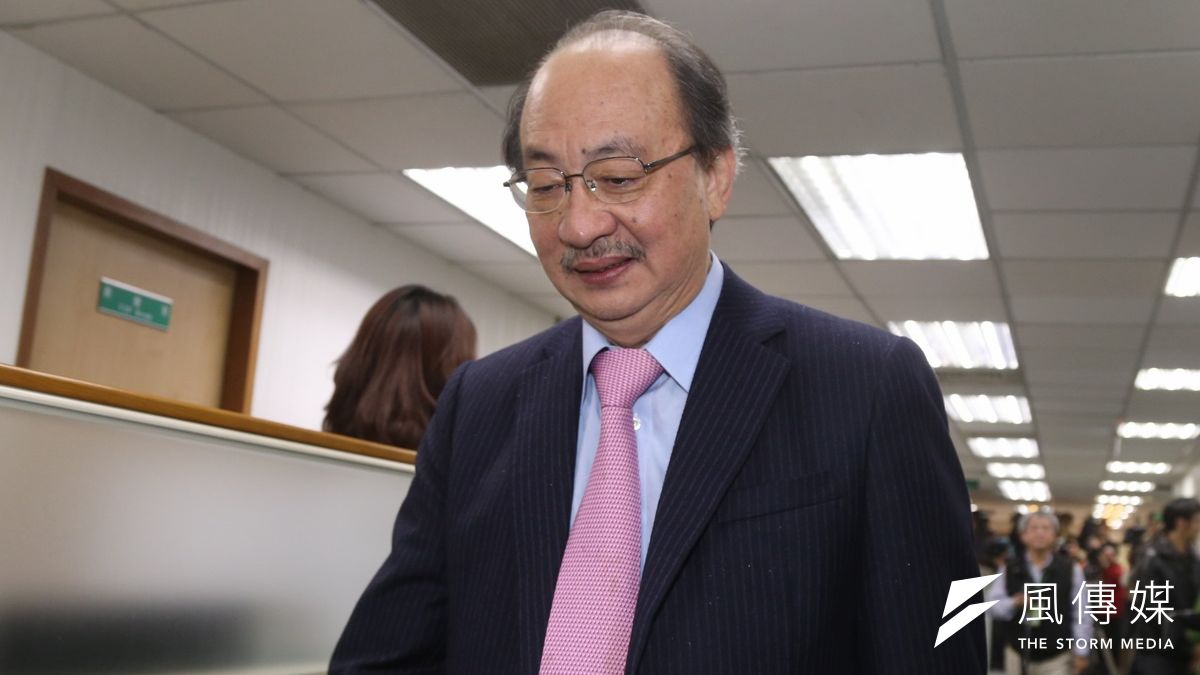 民進黨立委柯建銘15日再度發出聲明,表示自13日的公開記者會至今,從未說過「捐3億」是郭台銘所言。(資料照片,吳逸驊攝) 民進黨立委柯建銘15日再度發出聲明,表示自13日的公開記者會至今,從未說過「捐3億」是郭台銘所言。(資料照片,吳逸驊攝)