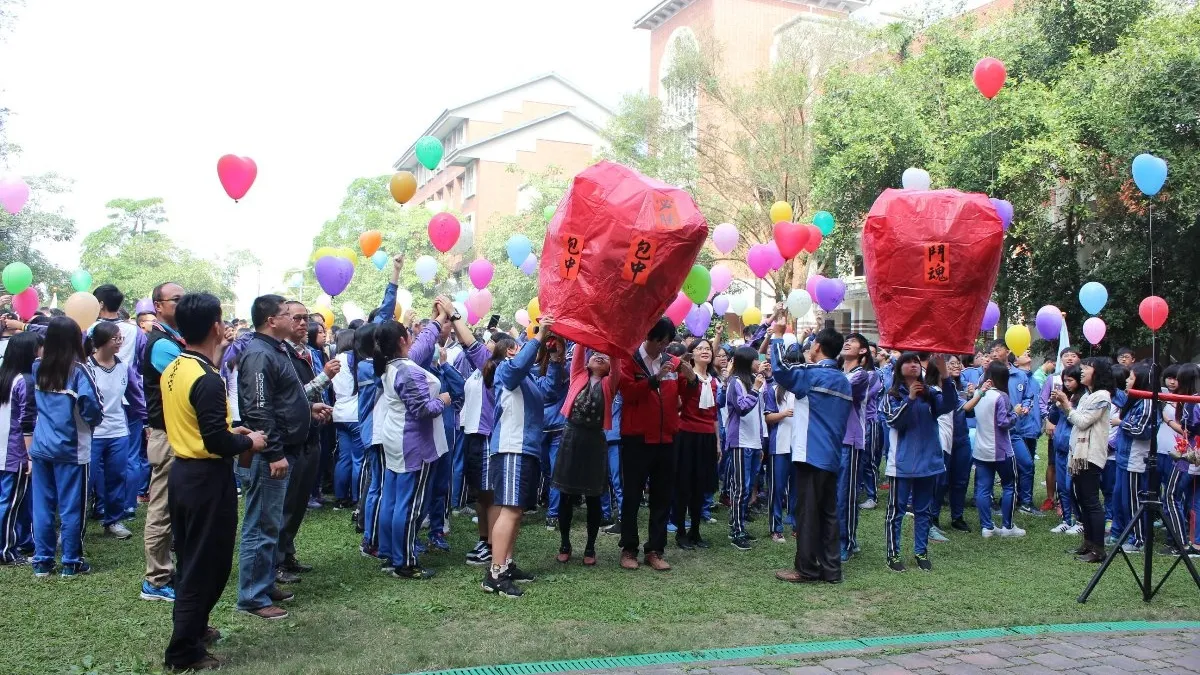提升學子試運 高中辦祝福包高中祈福