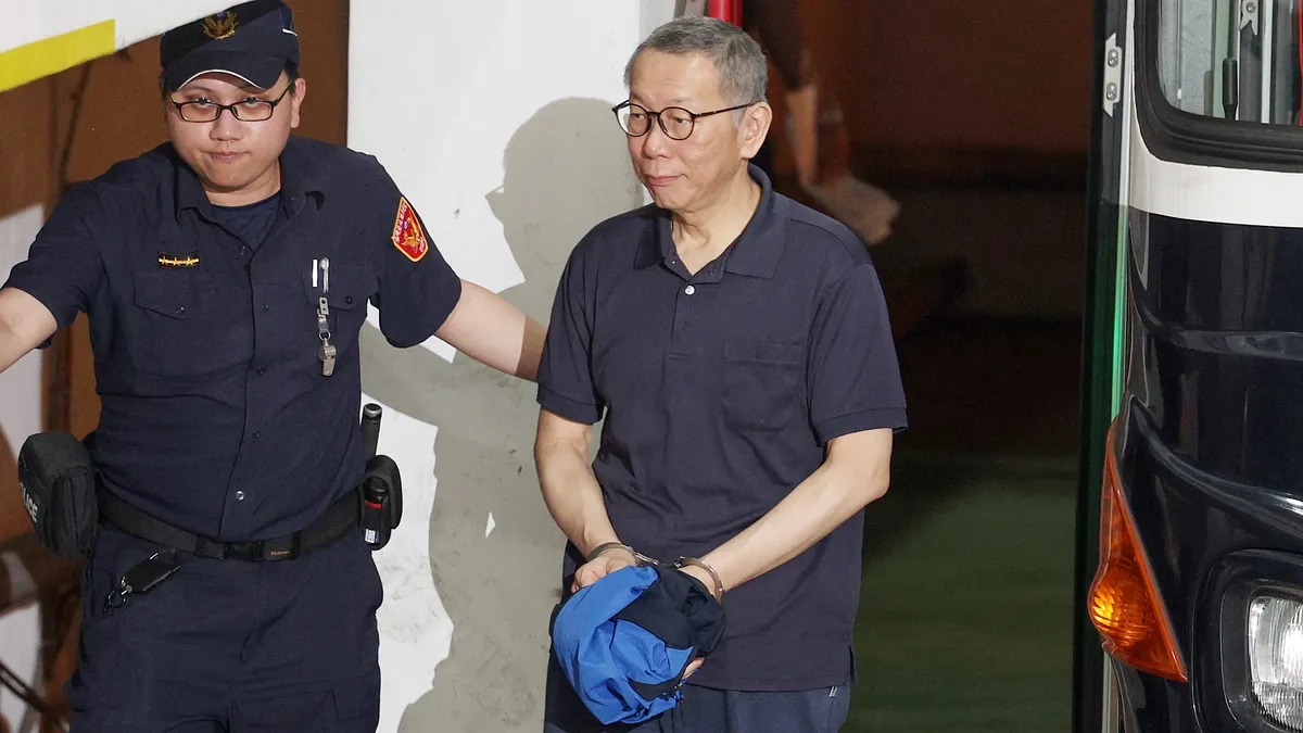 北檢辦民眾黨主席柯文哲(見圖)形象大傷。(顏麟宇攝) 北檢辦民眾黨主席柯文哲(見圖)形象大傷。(顏麟宇攝)