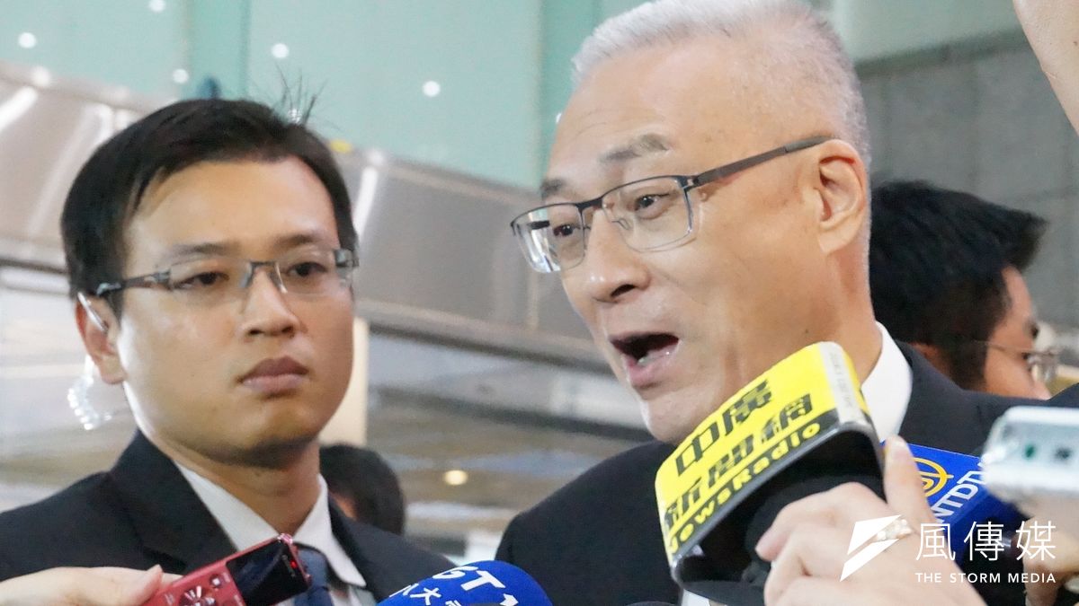 副總統吳敦義今日去看公益影展,並批評李登輝的「釣魚台屬於日本說」。(王彥喬攝) 副總統吳敦義今日去看公益影展,並批評李登輝的「釣魚台屬於日本說」。(王彥喬攝)