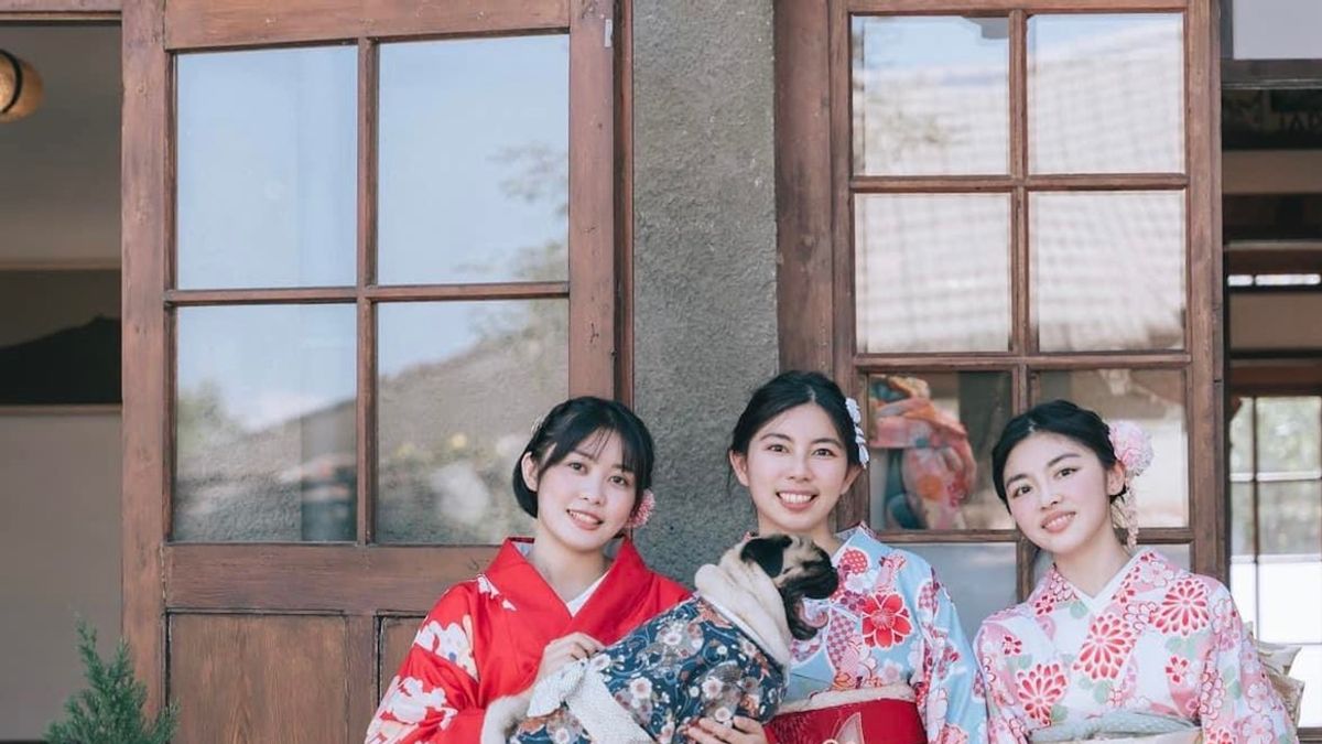 當日抽獎活動最大獎為「好運水水」提供的「雙人浴衣體驗券」。(圖/屏東縣政府提供) 當日抽獎活動最大獎為「好運水水」提供的「雙人浴衣體驗券」。(圖/屏東縣政府提供)