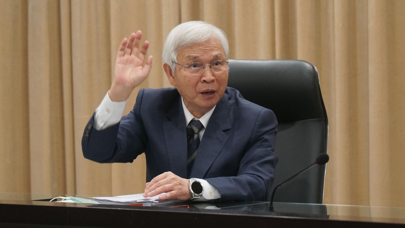 楊金龍也玩Threads?央行澄清「總裁名義遭冒用」,提醒民眾別輕信受騙