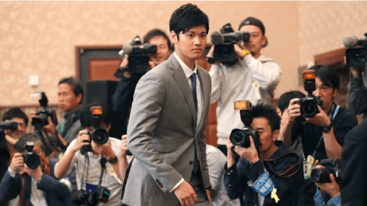 大谷翔平啟程返美,參加天使球迷會。(美聯社) 大谷翔平啟程返美,參加天使球迷會。(美聯社)