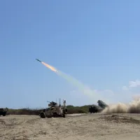 陸上自衛隊は5月29日から7月3日まで、豪州で米豪軍との作戦遂行能力向上および連携強化を目的とした共同実動訓練「サザン・ジャッカルー26」を実施する。(写真/中央社提供) 陸上自衛隊は5月29日から7月3日まで、豪州で米豪軍との作戦遂行能力向上および連携強化を目的とした共同実動訓練「サザン・ジャッカルー26」を実施する。(写真/中央社提供)