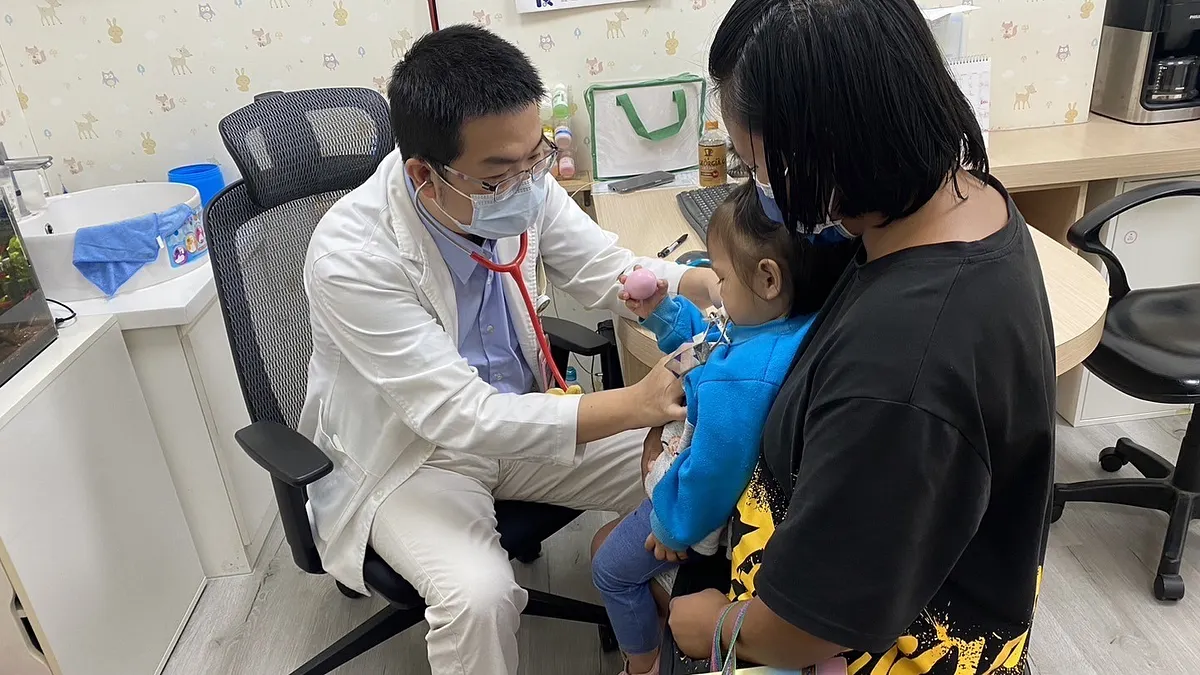 春節對基層診所而言並非成本暫停期,而是現金流壓力測試。(示意圖,南投縣政府)