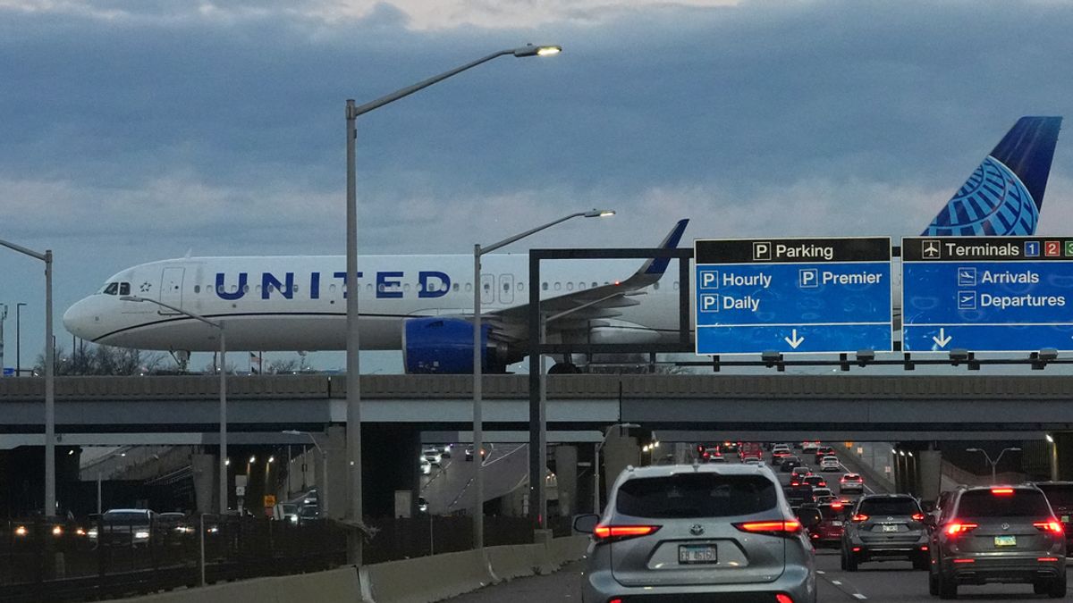 航管人力嚴重不足!美國決定削減40座機場10%航班,航空公司急喊「國際線與大城市不受影響」