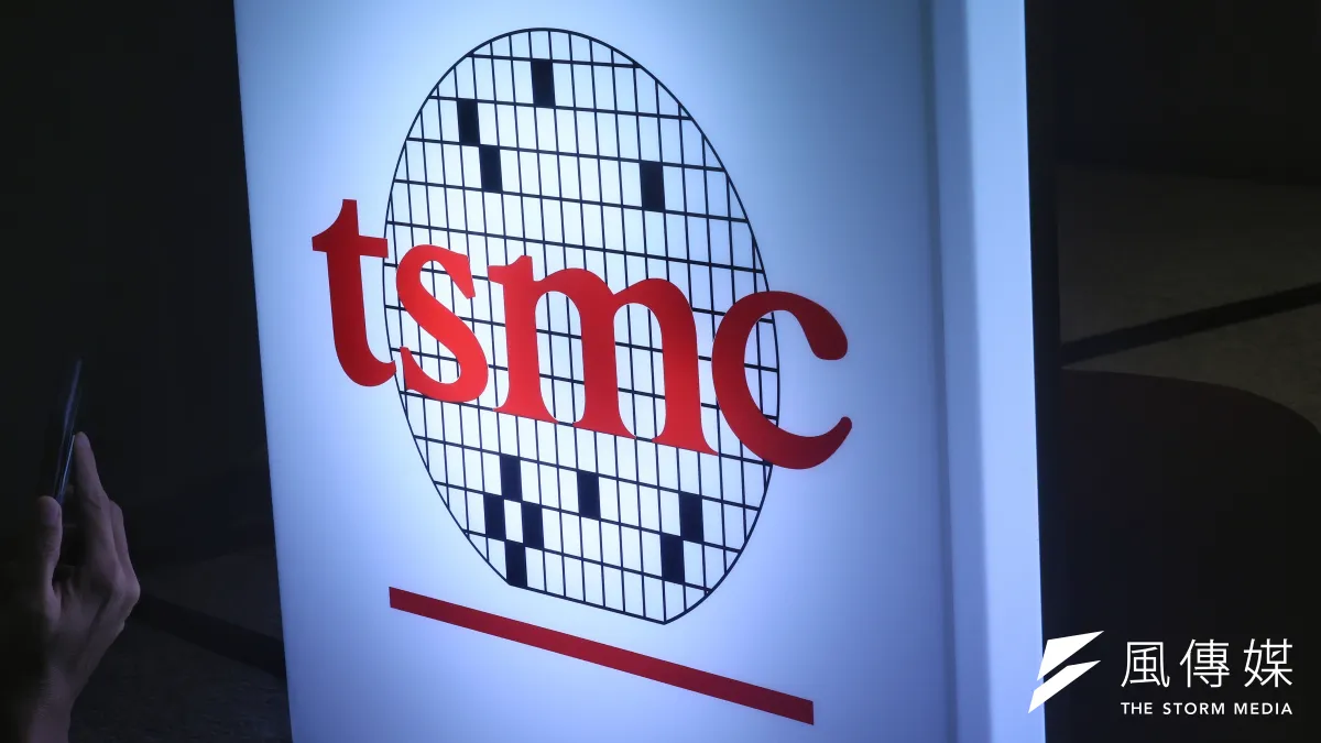 分析師點名輝達(NVIDIA)、台積電(TSMC)及博通(Broadcom)三大科技巨頭,有望持續享受AI基礎建設帶來的成長紅利。(圖/柯承惠攝)