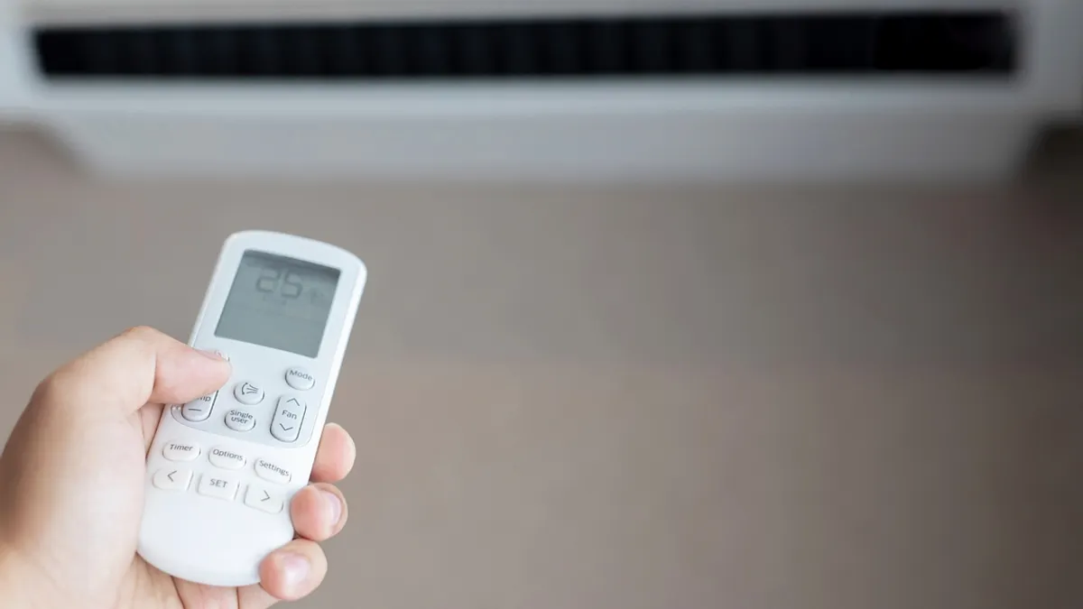 如果有養寵物,就必須考慮開一整天的冷氣來維持環境舒適,在這樣的情況下,應該要怎麼做最省電?(示意圖/取自pixabay) 如果有養寵物,就必須考慮開一整天的冷氣來維持環境舒適,在這樣的情況下,應該要怎麼做最省電?(示意圖/取自pixabay)