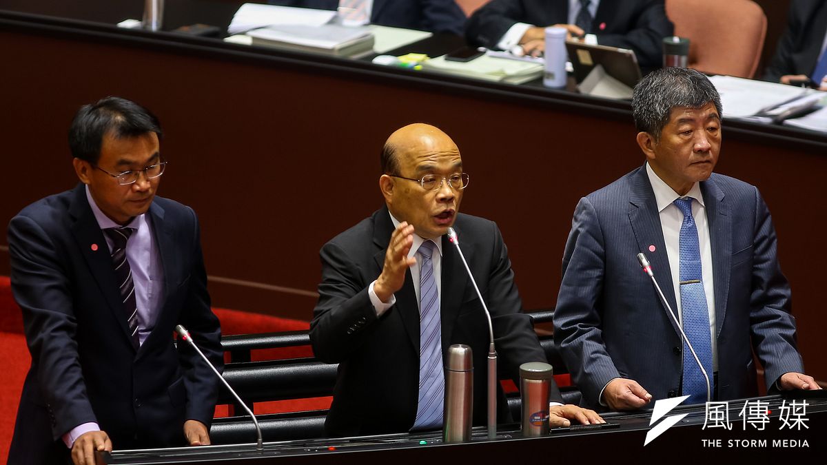 行政院長蘇貞昌、衛福部長陳時中、農委會主委陳吉仲18日針對美豬及美牛進口於立院備詢。(顏麟宇攝) 行政院長蘇貞昌、衛福部長陳時中、農委會主委陳吉仲18日針對美豬及美牛進口於立院備詢。(顏麟宇攝)