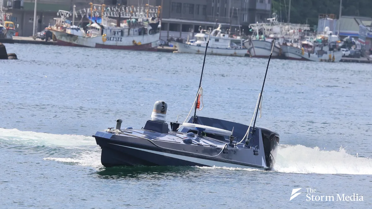 In addition to 200,000 drones, Taiwan's special defense budget also aims to procure approximately 1,300 unmanned surface vessels. (Photo / Ke Cheng-hui)