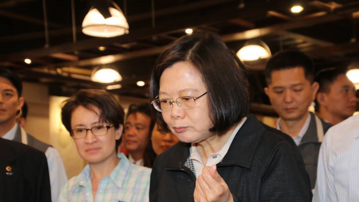 蔡英文執政兩年不到,台獨支持度一路下滑。。圖為蔡英文訪視花蓮。(花蓮隨行記者團) 蔡英文執政兩年不到,台獨支持度一路下滑。。圖為蔡英文訪視花蓮。(花蓮隨行記者團)