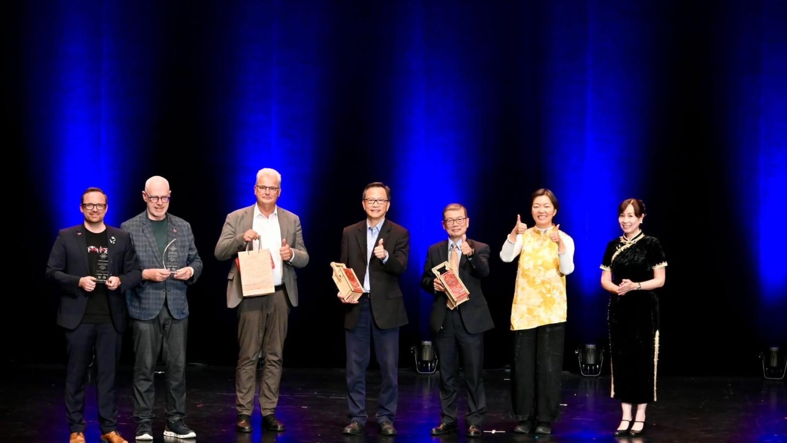 不只登上德國舞台 臺灣戲曲青年用四天三夜走進當地生活