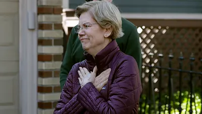 2020年3月5日,美國總統大選,民主黨參選人華倫(Elizabeth Warren)宣布退選(AP)