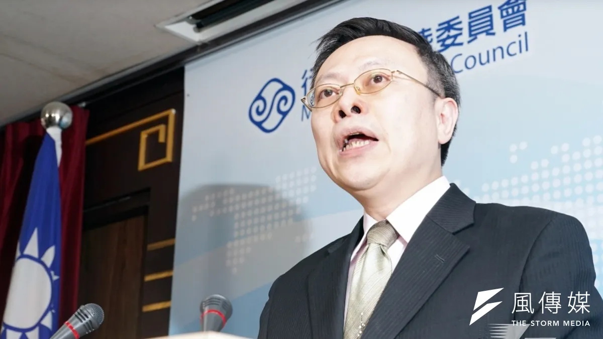 王郁琦還原舉發張顯耀疑涉洩密經過,表示當時國安會秘書長金溥聰以「國安單位資訊」為根據,告知「張副主委恐怕真的有問題」。(蘇仲泓攝)