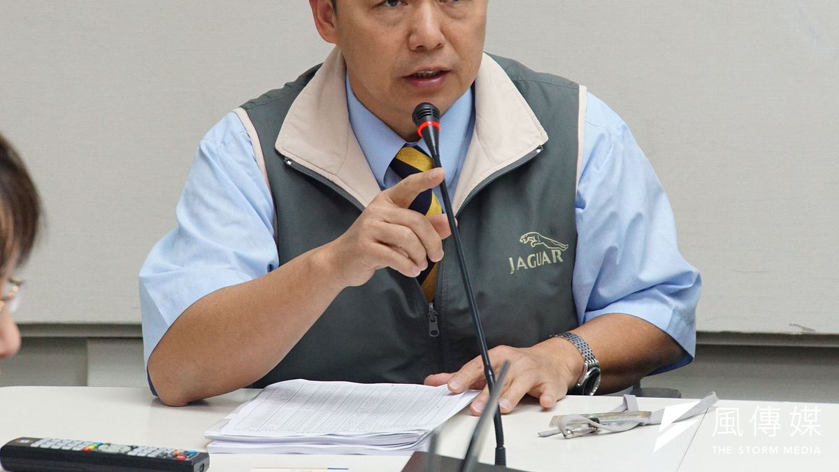 為防堵非洲豬瘟,政府已提高違規罰鍰,但農委會防檢局組長彭明興說,違規案件仍起伏不定,還看不出有改善,但是不會再調高罰鍰。(資料照,盧逸峰攝) 為防堵非洲豬瘟,政府已提高違規罰鍰,但農委會防檢局組長彭明興說,違規案件仍起伏不定,還看不出有改善,但是不會再調高罰鍰。(資料照,盧逸峰攝)