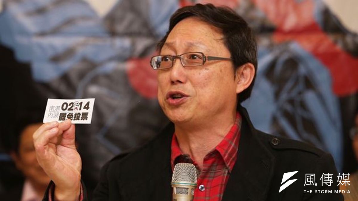 史上第一個罷免總部成立,柯文哲競選大將姚立明表示,他要天天上電視宣傳罷免案。(林韶安攝) 史上第一個罷免總部成立,柯文哲競選大將姚立明表示,他要天天上電視宣傳罷免案。(林韶安攝)