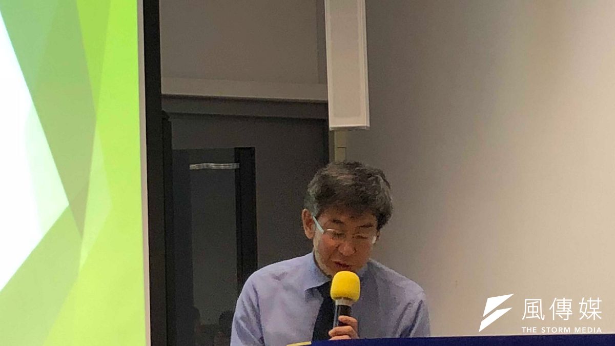 NHK放送文化研究所上級研究員山田賢一以「中國、香港網路發展對新聞、言論自由的影響」為題,解析中國、香港目前在新聞與言論自由所面臨的難題。(黃宇綸攝) NHK放送文化研究所上級研究員山田賢一以「中國、香港網路發展對新聞、言論自由的影響」為題,解析中國、香港目前在新聞與言論自由所面臨的難題。(黃宇綸攝)