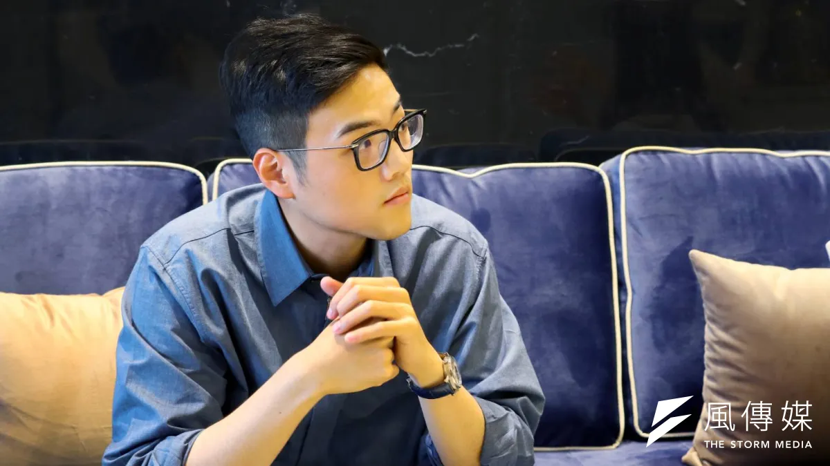 黃勁嘉頂著台大土木系碩士光環,學以致用接任執行長特助兩年多,承襲父親務實作風,不蓋豪宅,也不跨足異業,以建築本業為核心加值售後服務。(圖/徐炳文)