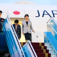 鯰外務審議官がインド外務次官と会談し、高市首相訪印時の取り組み推進と二国間関係のさらなる強化で一致しました。(日本首相官邸官網) 鯰外務審議官がインド外務次官と会談し、高市首相訪印時の取り組み推進と二国間関係のさらなる強化で一致しました。(日本首相官邸官網)