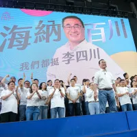 國民黨新北市長參選人李四川(見圖)面對來勢洶洶的民進黨對手蘇巧慧,想打贏這一仗並不會太輕鬆。(劉偉宏攝) 國民黨新北市長參選人李四川(見圖)面對來勢洶洶的民進黨對手蘇巧慧,想打贏這一仗並不會太輕鬆。(劉偉宏攝)